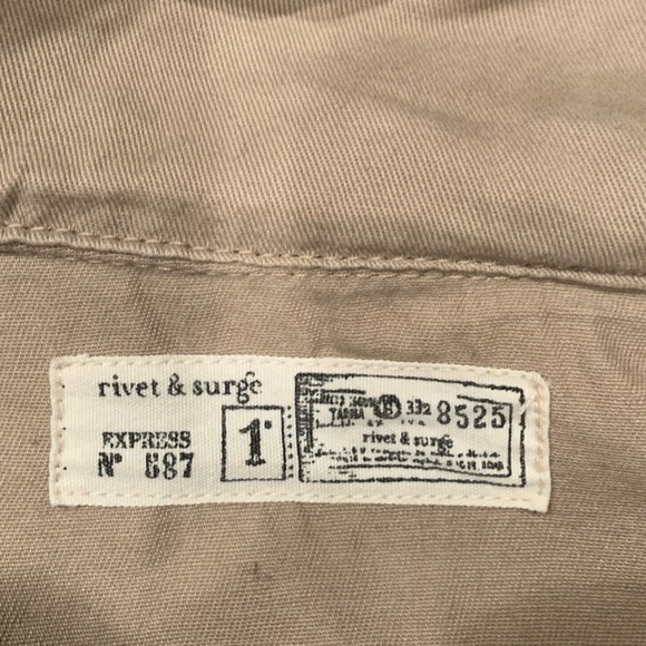 Rivet & Surge hood jacket size M
Faux leather sleeves 
Pit to pit 19” Length 26” - Picture 2 of 11